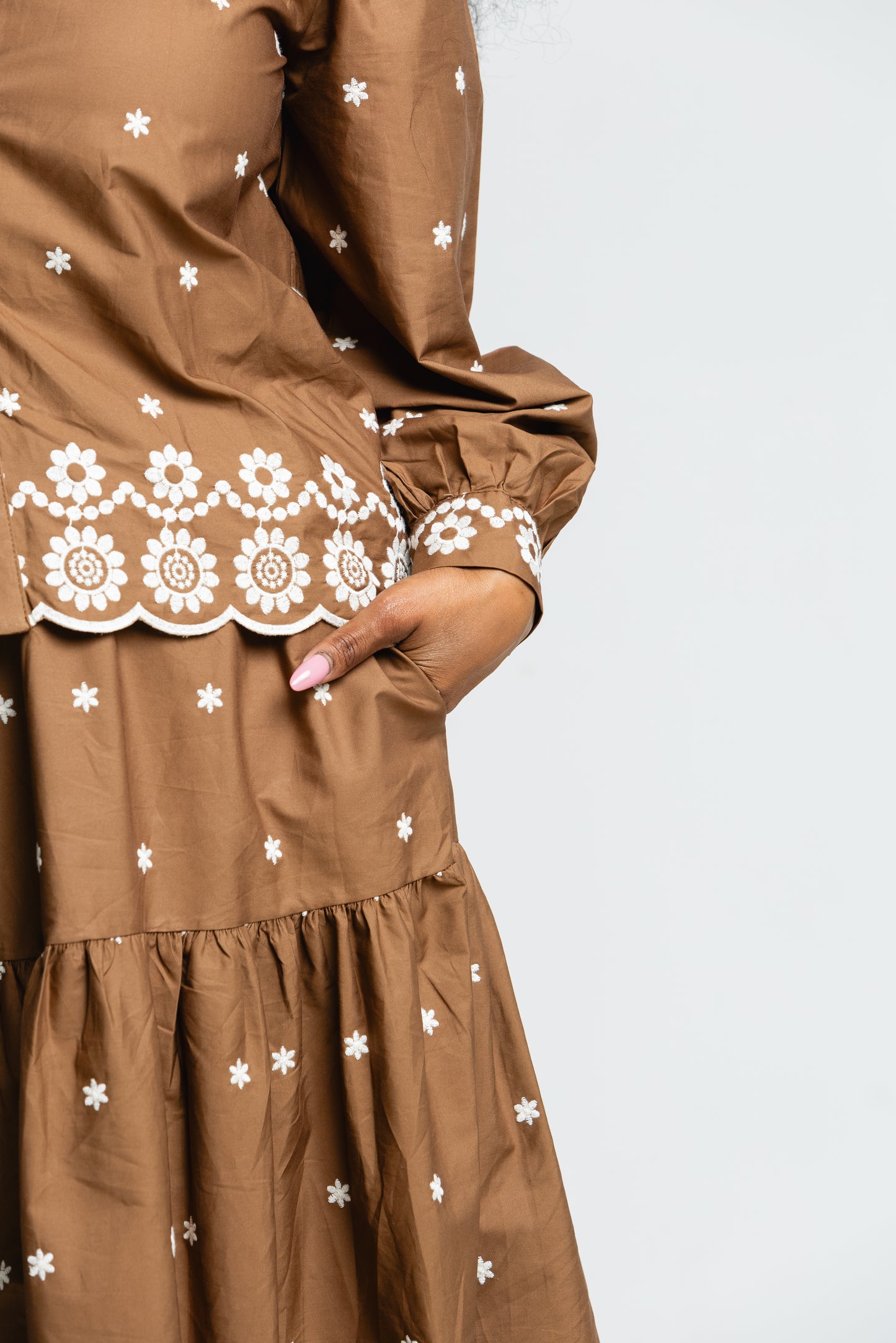 Embroidered Daisy Set