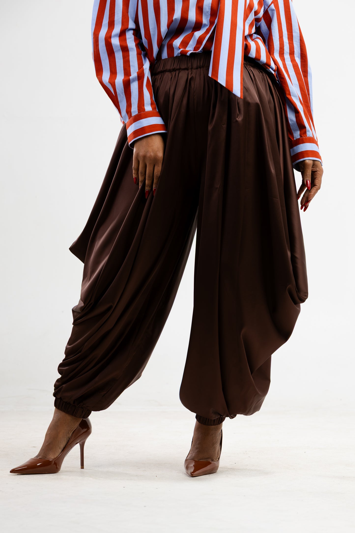 Satin Drape Pants-Brown