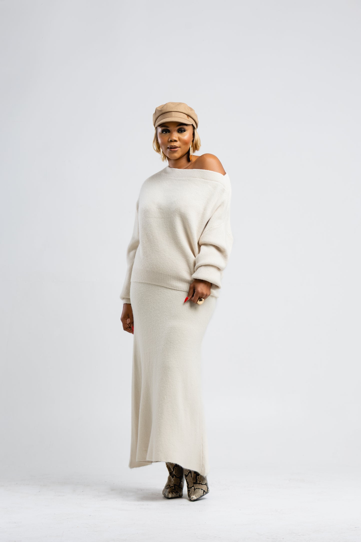 Cream knit 2 piece