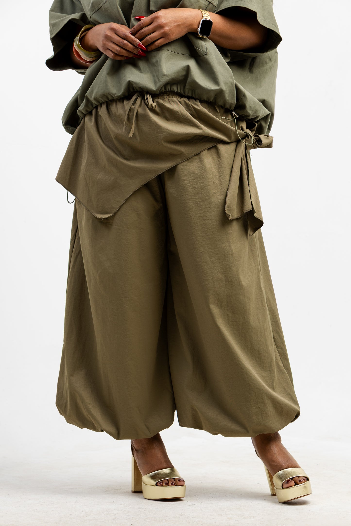 OLIVE BALLOON OVERLAY PANTS