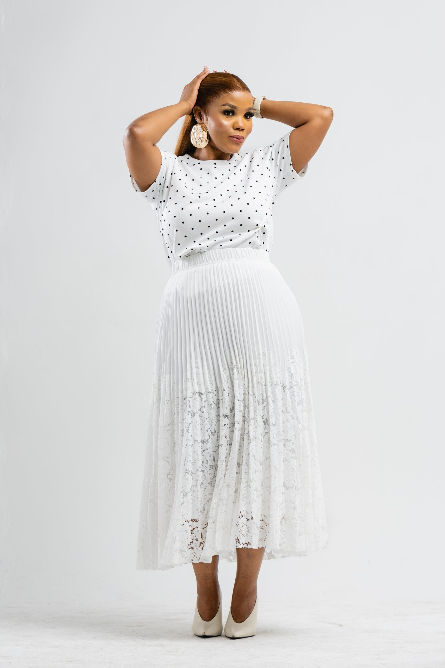 White pleat lace skirt