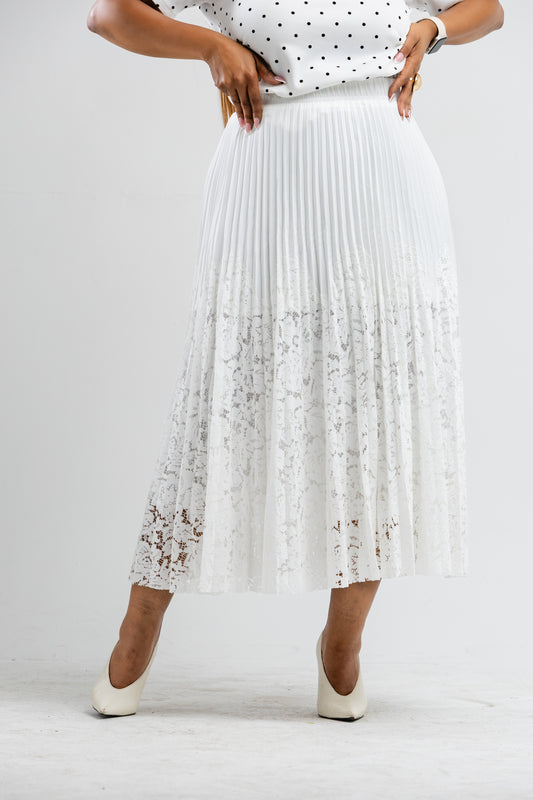 White pleat lace skirt