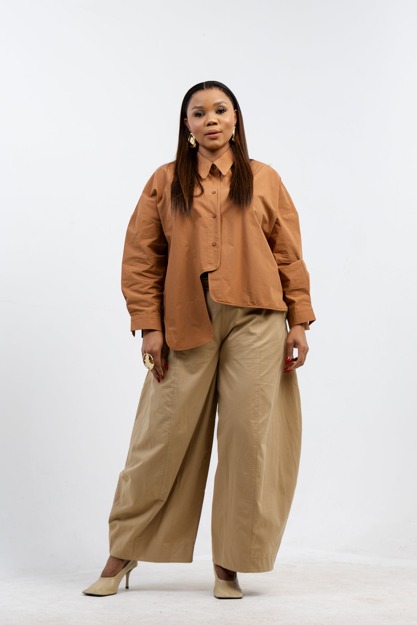 BEIGE BARREL PANT
