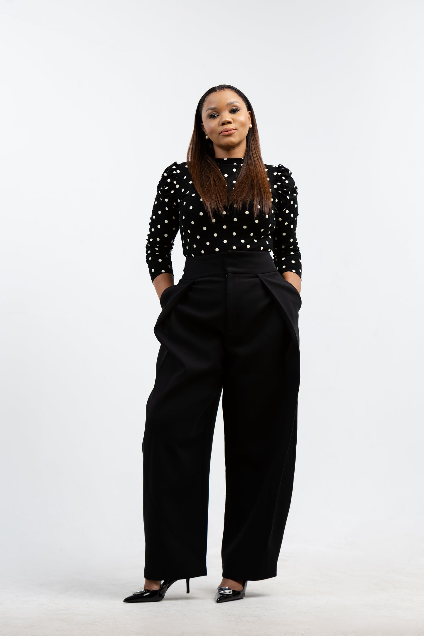 POLKA BLACK PUFF TOP
