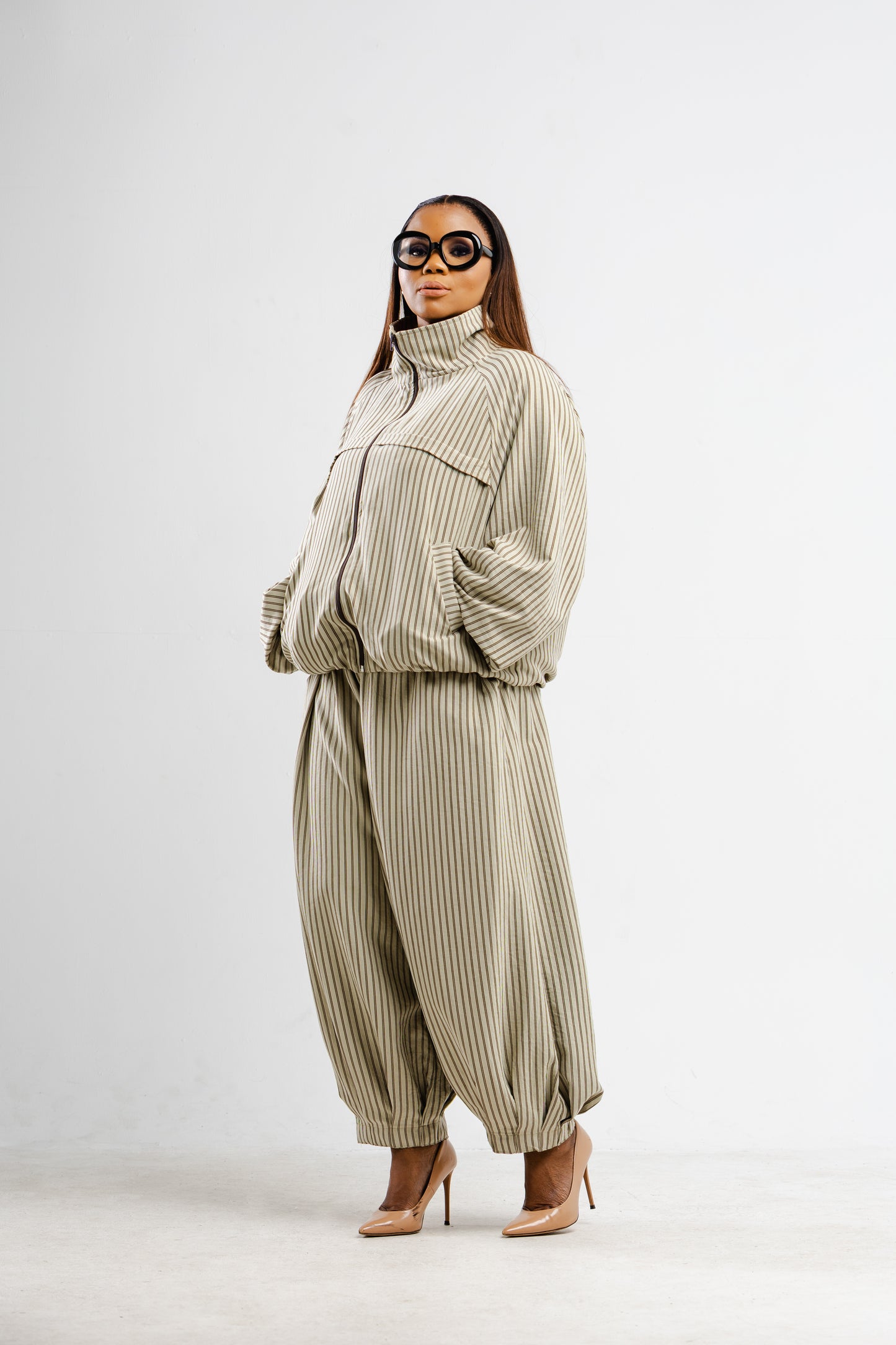 Hombakazi trackline set