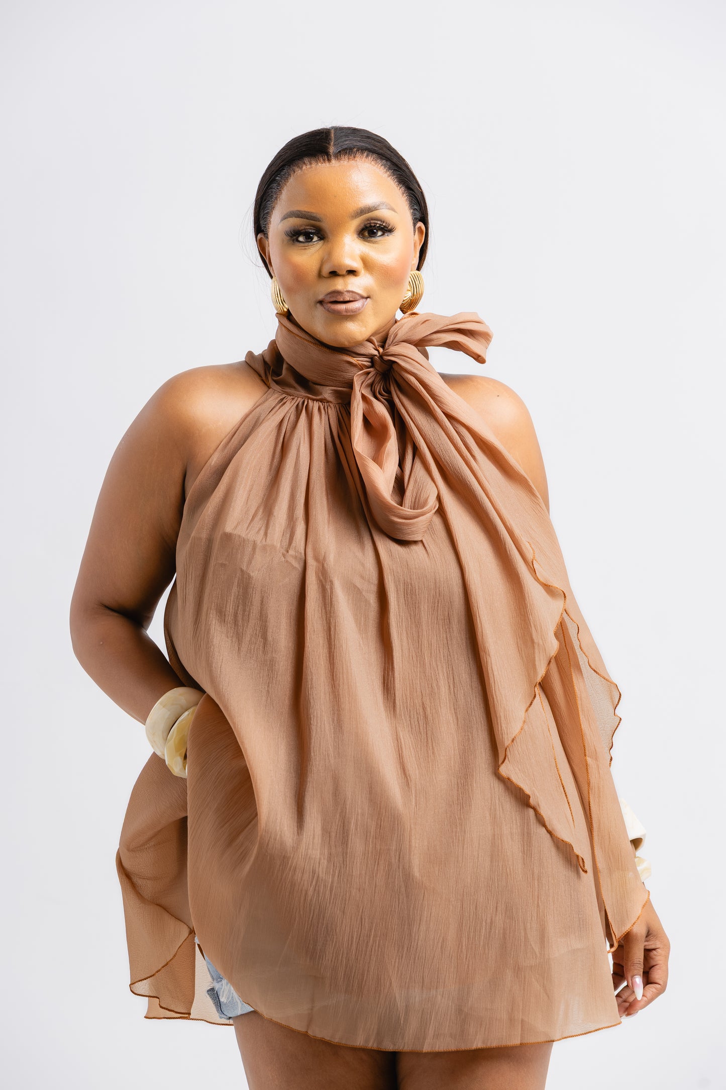 BRONZE HALTER TOP