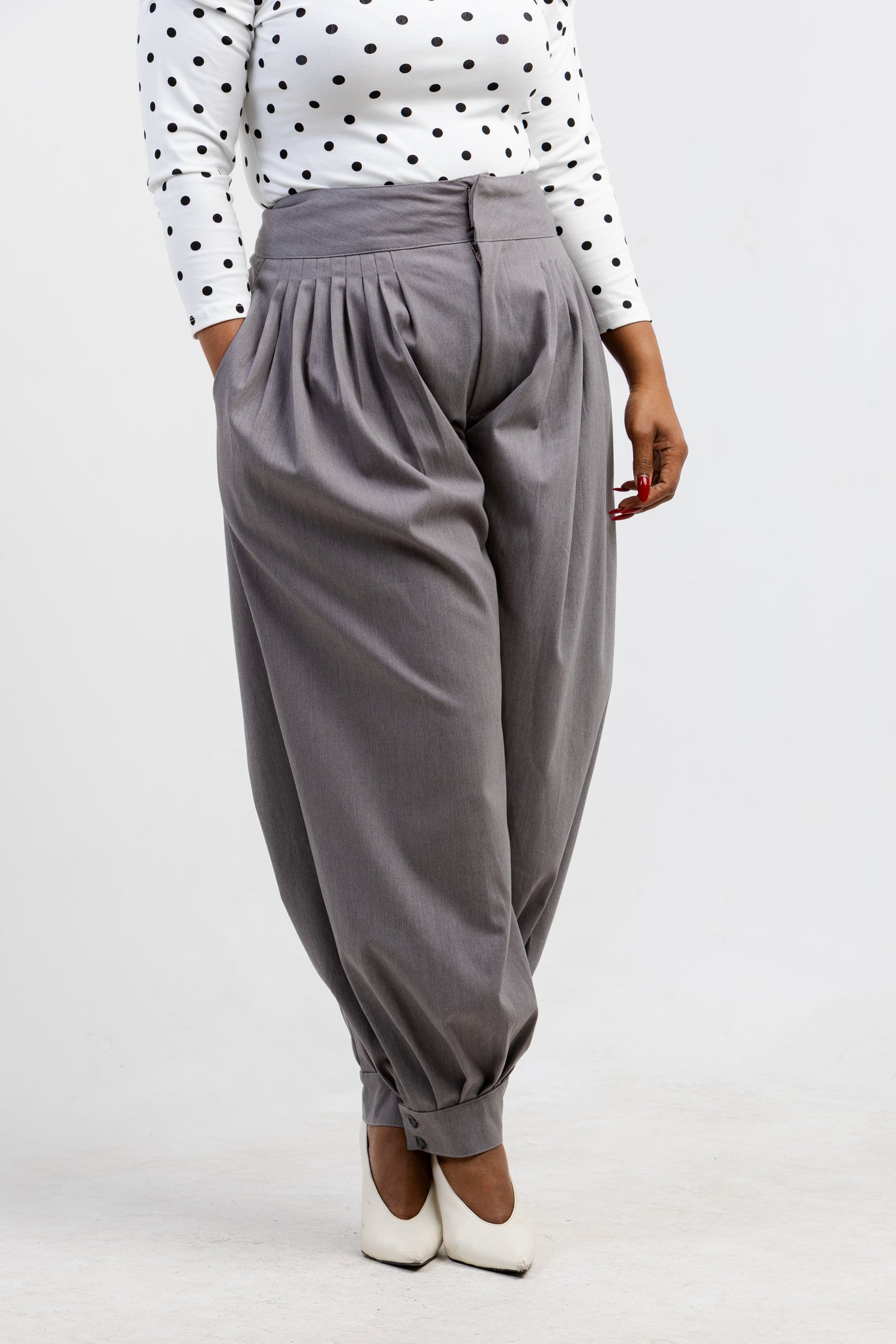 GREY FRONT PLEAT PANTS