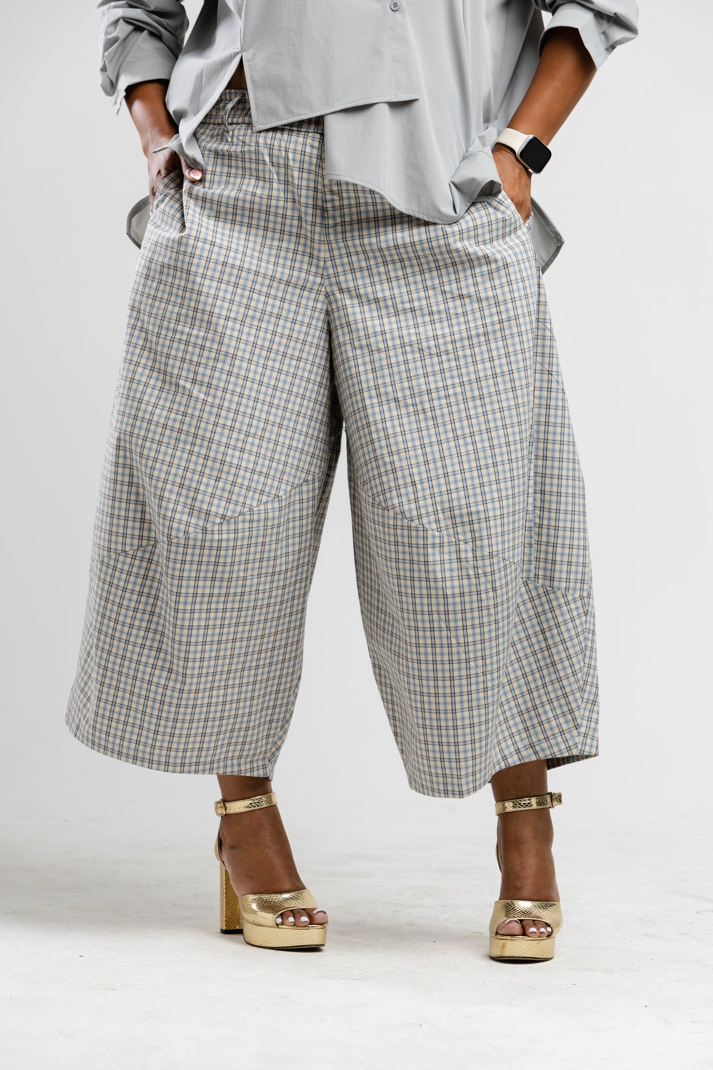 Checkered barrel pants