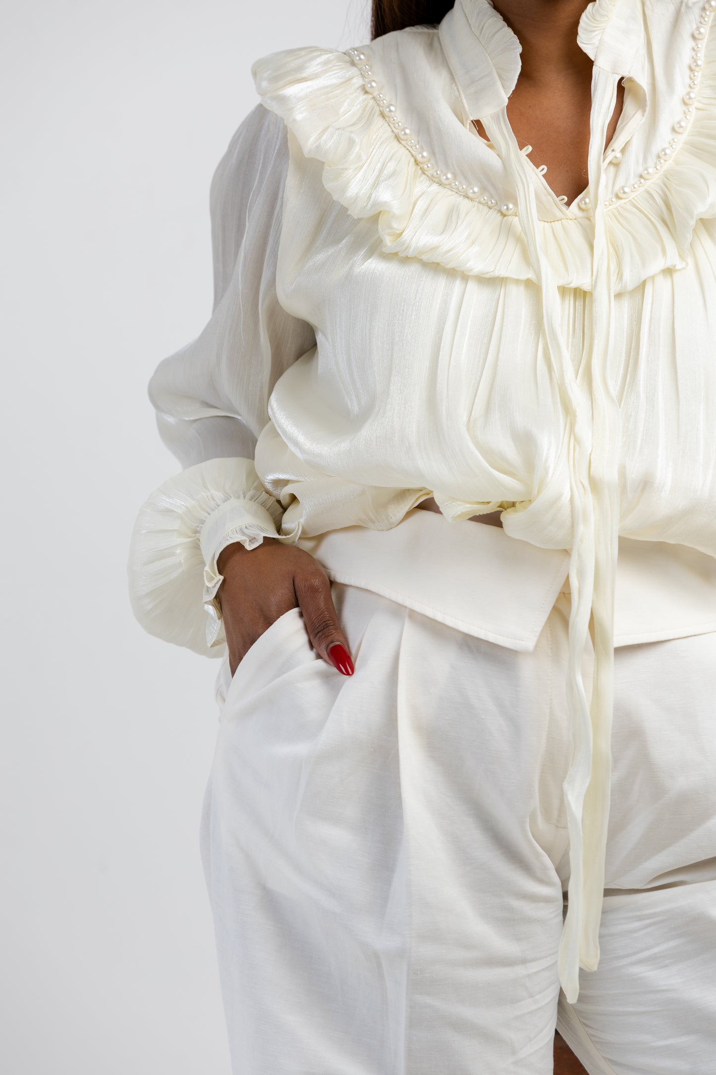 CREAM RUFFLE BLOUSE