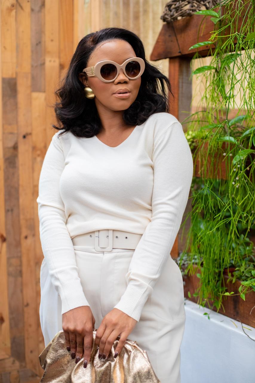 Cream Sweater – Hombakazi Vintage Cabin